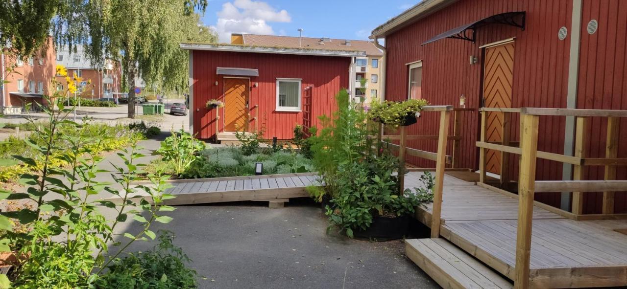 Balsta Studio Houses Eksteriør billede